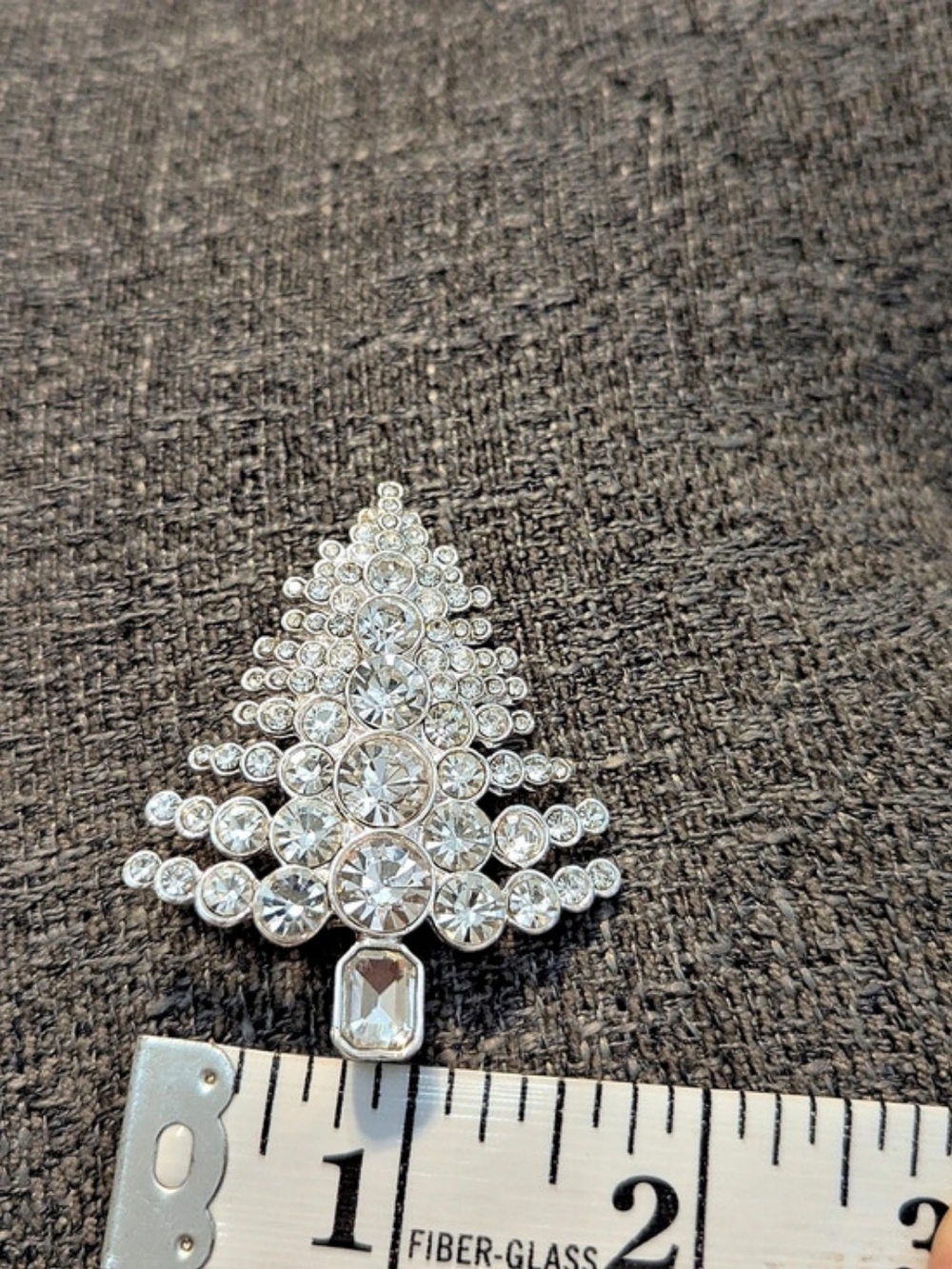 Crystal Christmas Tree Brooch Silver Like New